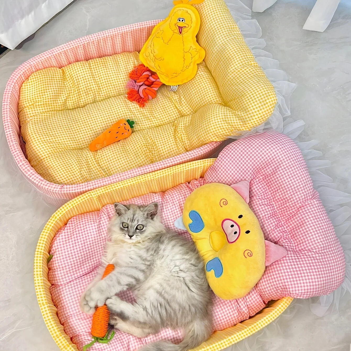 Cute Lace Trim Pet Princess Bed Oval For Small Dogs